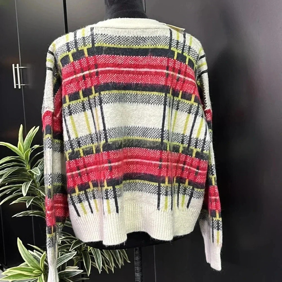 A.N.A. Knit Cardigan,V-neck,button-down,2 front pockets,plaid,warm,cozy,soft - Picture 5 of 10